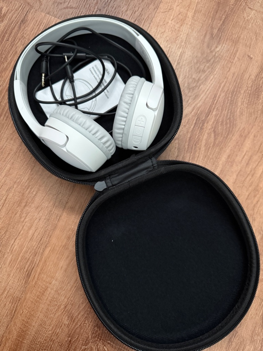 Belkin Soundform Mini Wireless On-ear Headphones (for kids)